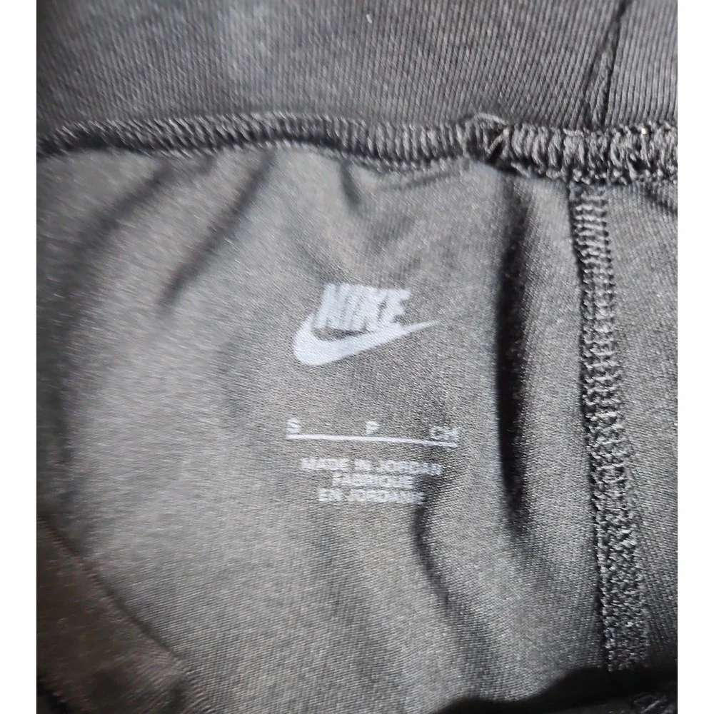 Nike Womens Black 10